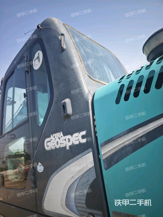 駕駛室正側(cè)(駕駛室部分) 駕駛室正側(cè)(駕駛室部分)