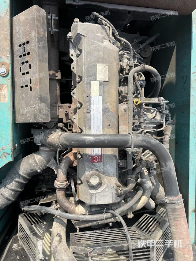 发动机整体俯视(整机外观) 发动机整体俯视(整机外观)