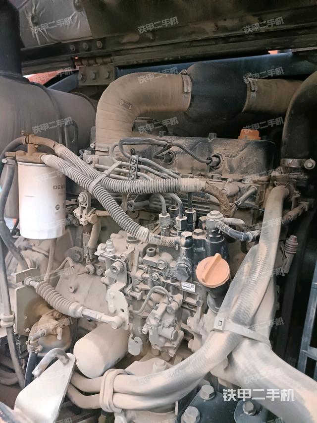 发动机整体俯视(整机外观) 发动机整体俯视(整机外观)