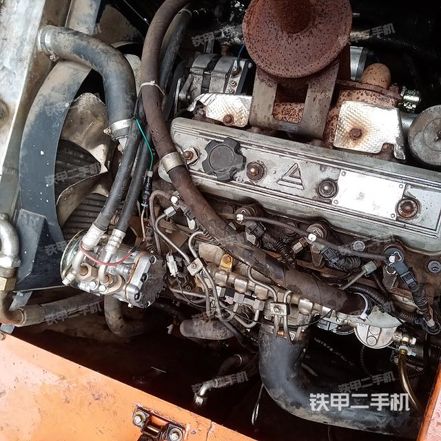 發(fā)動機(jī)整體俯視(整機(jī)外觀) 發(fā)動機(jī)整體俯視(整機(jī)外觀)