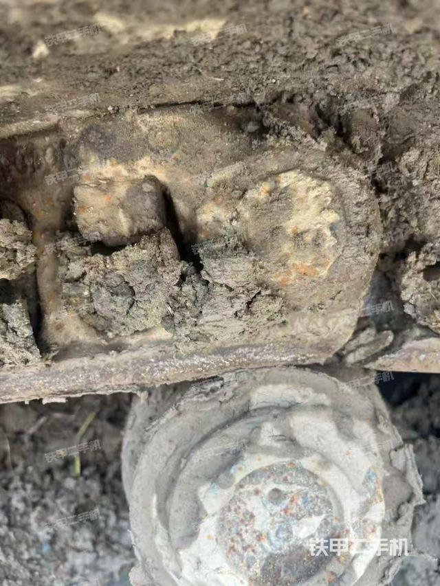 单侧履带整体（整机外观）