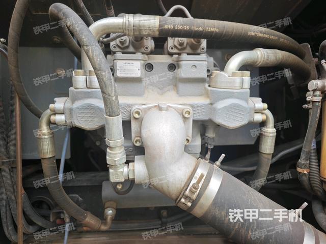 液壓泵室(大件艙室) 液壓泵室(大件艙室)