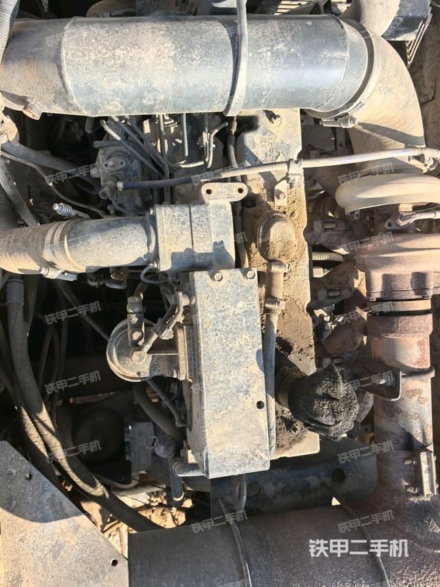 增压器特写(上车部件) 增压器特写(上车部件)