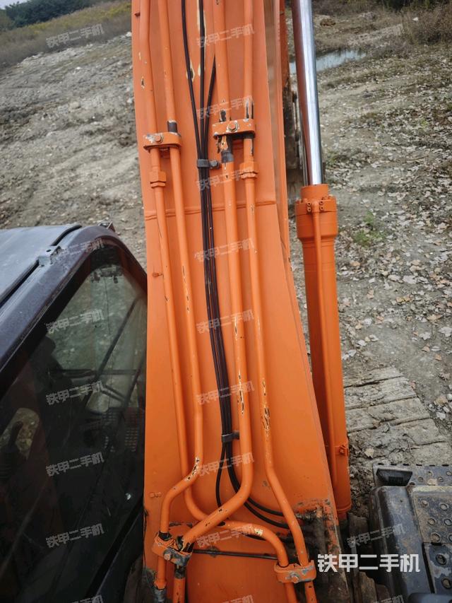 驾驶室整体（整机外观）