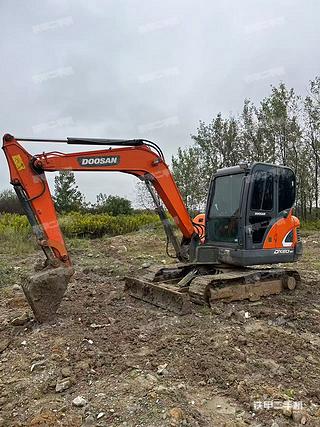 斗山DX55-9C挖掘機