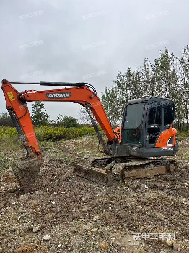 斗山DX55-9C挖掘机