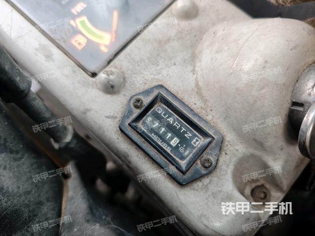 頂棚整體(駕駛室部分) 頂棚整體(駕駛室部分)