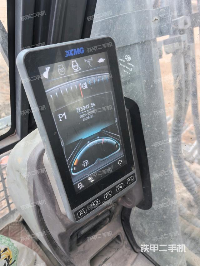 小时表(驾驶室部分) 小时表(驾驶室部分)