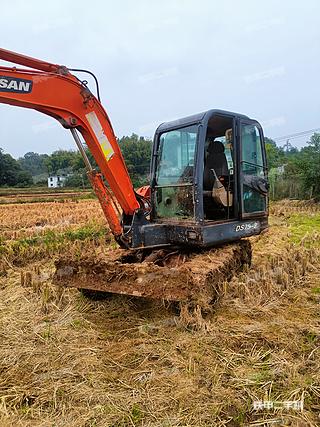 斗山DH60-7挖掘机