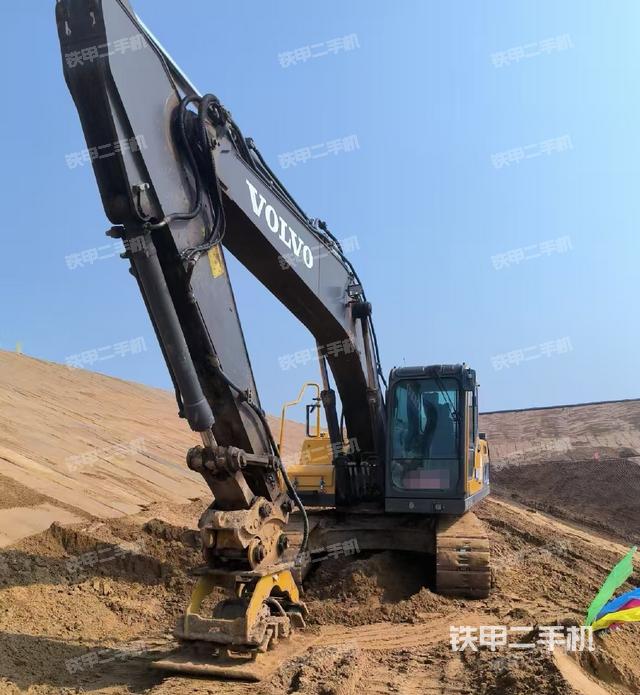 沃爾沃EC200 D挖掘機(jī)