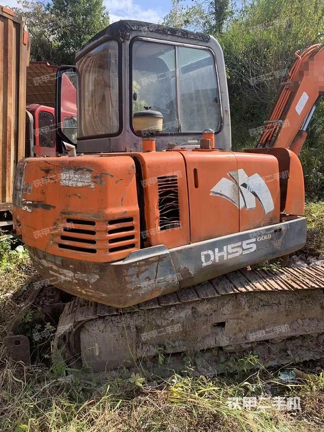 整機右后45°(整機外觀) 整機右后45°(整機外觀)