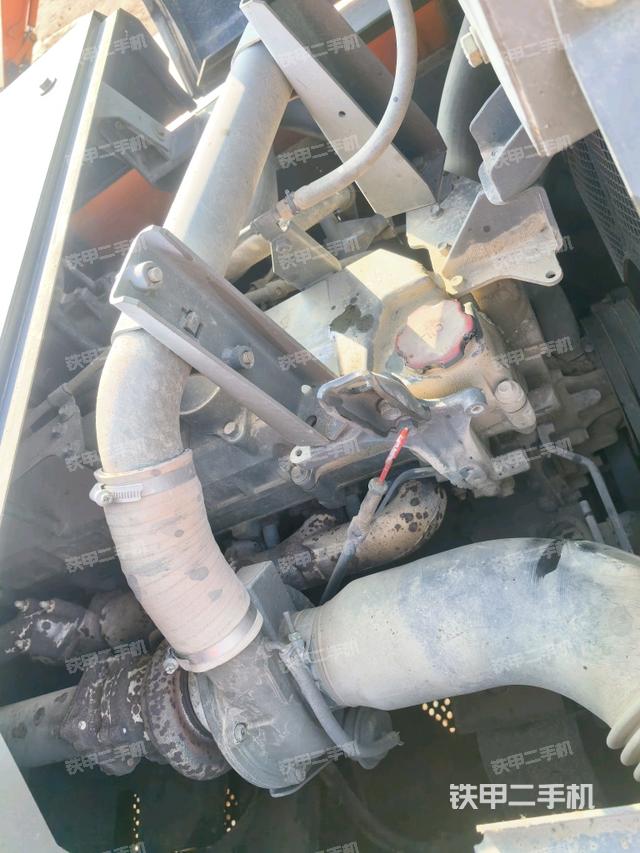 發(fā)動機室(上車部件) 發(fā)動機室(上車部件)