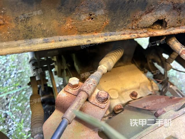 驾驶室操作台(设备外观及核心部件) 驾驶室操作台(设备外观及核心部件)