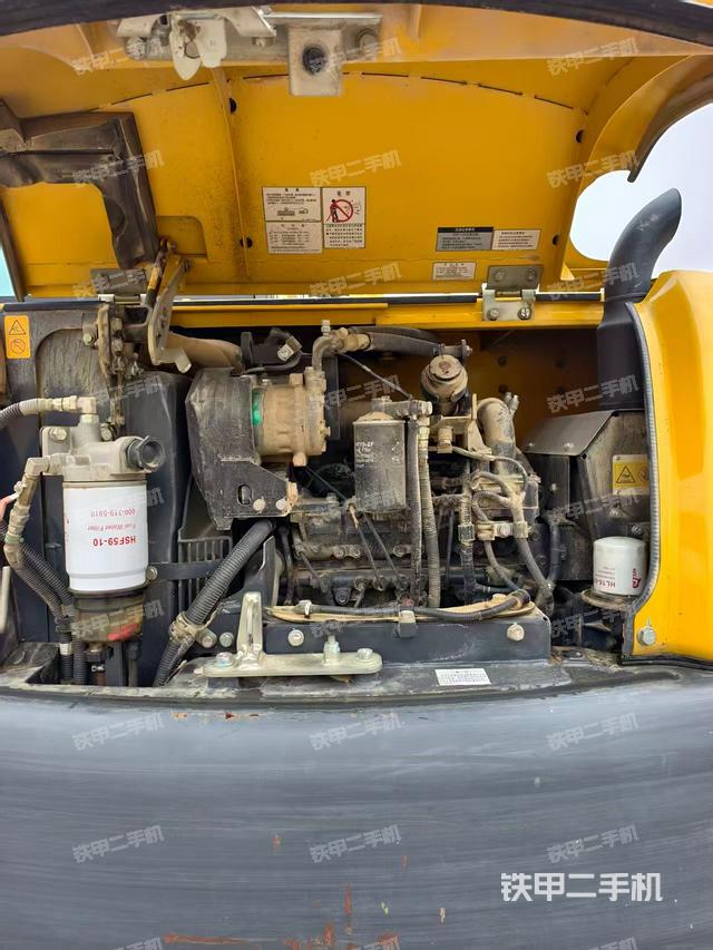 發(fā)動(dòng)機(jī)整體俯視(整機(jī)外觀) 發(fā)動(dòng)機(jī)整體俯視(整機(jī)外觀)