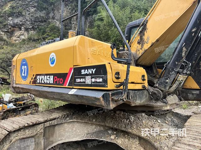 整機(jī)右后45°(整機(jī)外觀) 整機(jī)右后45°(整機(jī)外觀)