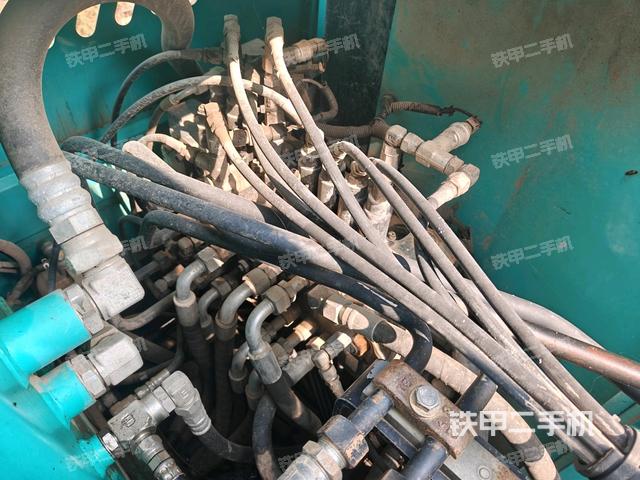 水箱+風(fēng)扇特寫(上車部件) 水箱+風(fēng)扇特寫(上車部件)