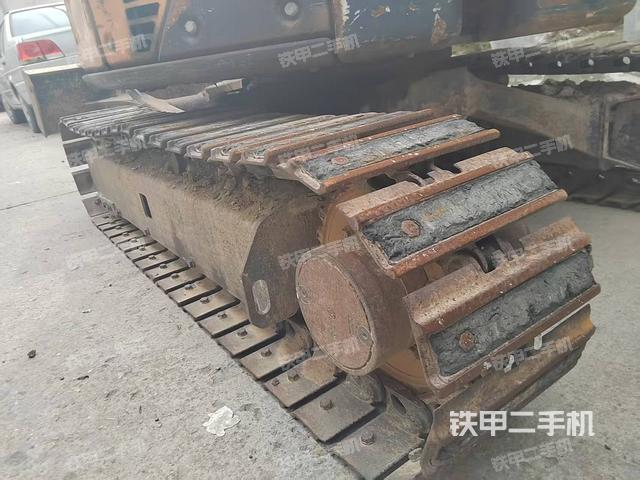 单侧履带整体（整机外观）