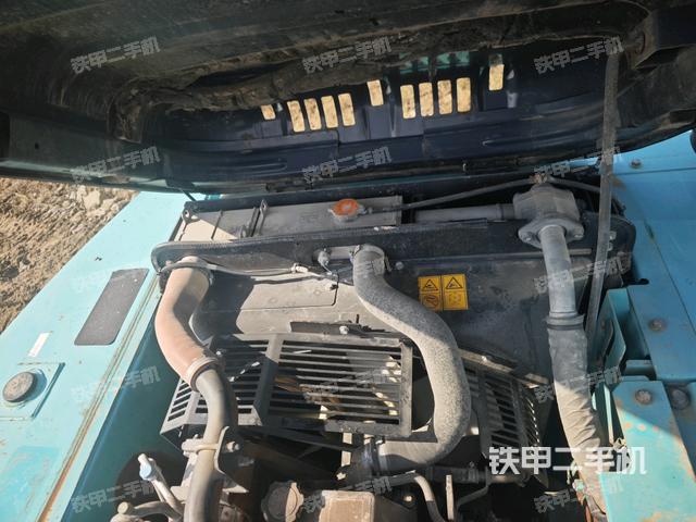 水箱+風(fēng)扇特寫(上車部件) 水箱+風(fēng)扇特寫(上車部件)