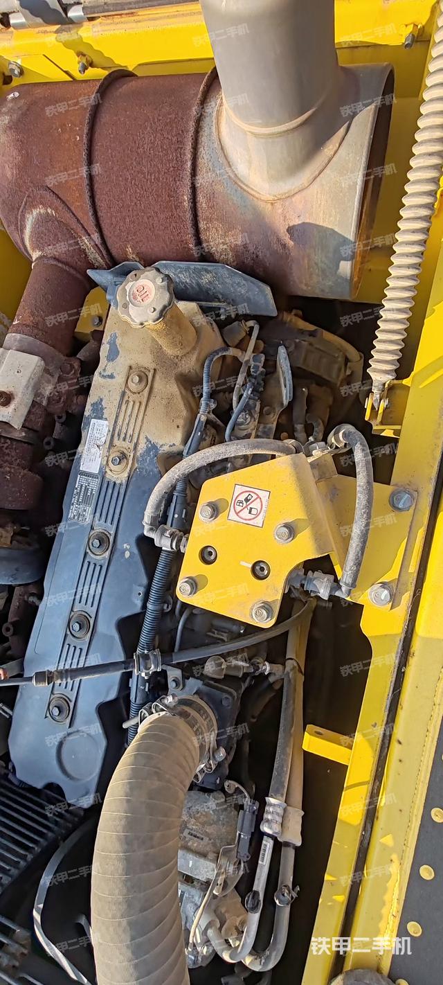 發(fā)動(dòng)機(jī)整體俯視（整機(jī)外觀）