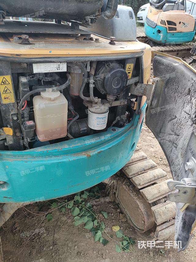 发动机整体俯视(整机外观) 发动机整体俯视(整机外观)