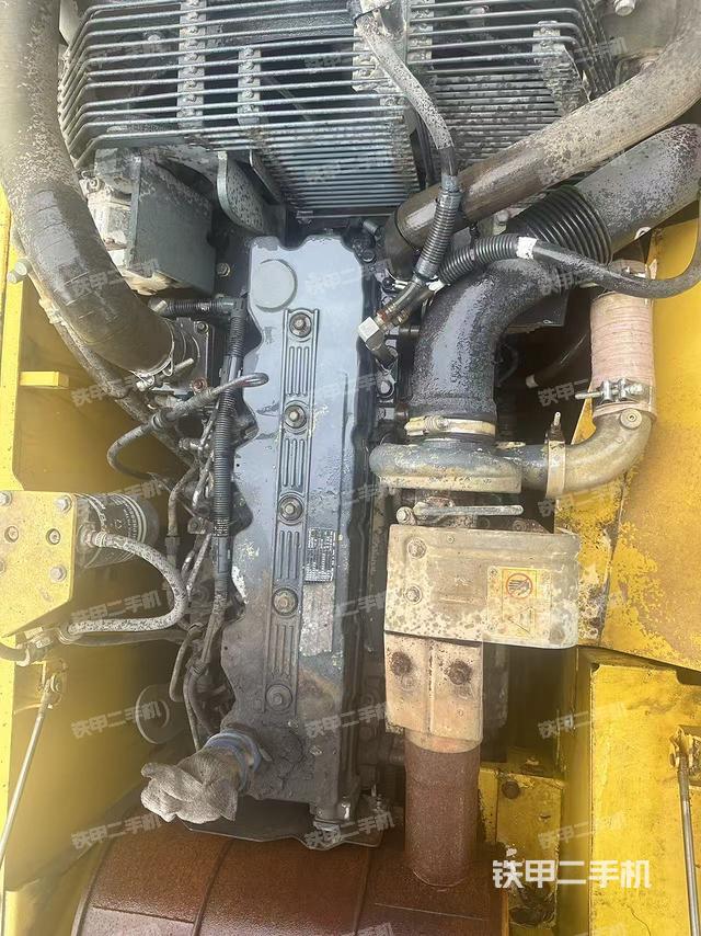 發(fā)動(dòng)機(jī)整體俯視（整機(jī)外觀）