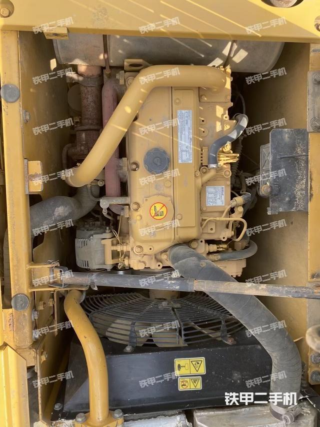 發(fā)動(dòng)機(jī)整體俯視（整機(jī)外觀）