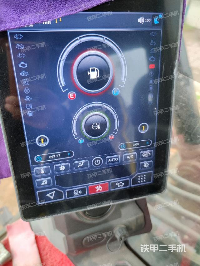 小時(shí)表(駕駛室部分) 小時(shí)表(駕駛室部分)