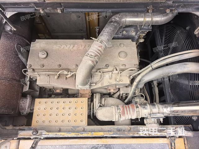 發(fā)動機室(上車部件) 發(fā)動機室(上車部件)