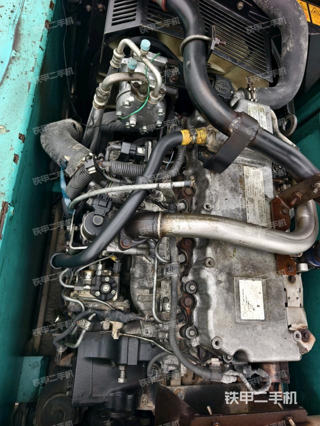 增壓器特寫(xiě)(上車(chē)部件) 增壓器特寫(xiě)(上車(chē)部件)