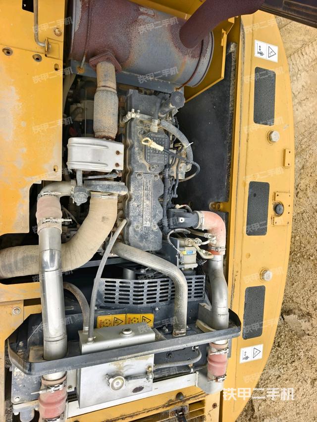 發(fā)動機(jī)室(上車部件) 發(fā)動機(jī)室(上車部件)