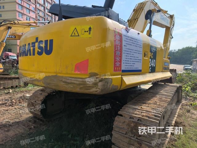 整机右后45°(整机外观) 整机右后45°(整机外观)