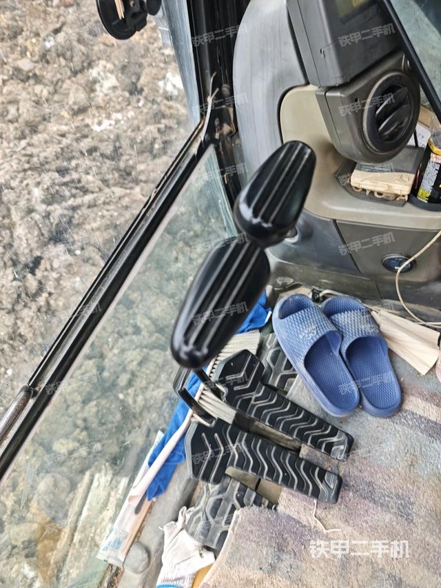 座椅后部（駕駛室部分）