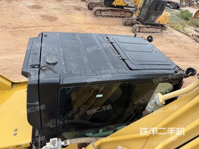 驾驶室顶部俯视（上车部件）