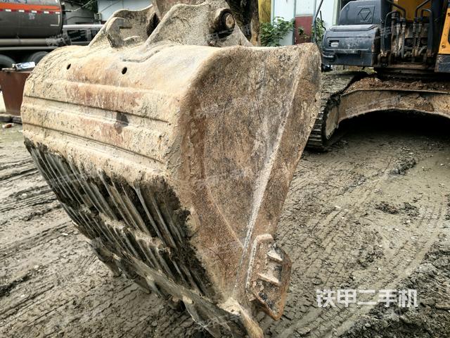 鏟斗45度（工作和回轉(zhuǎn)裝置）