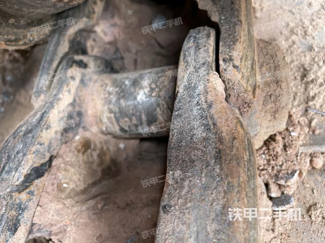 左驱动轮（行走机构）