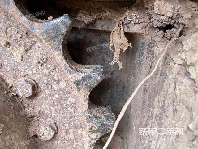 右侧履带整体（行走机构）