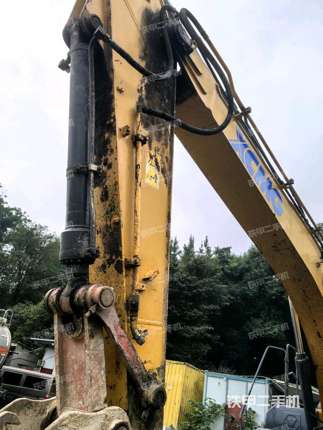 小臂整體左后（工作和回轉(zhuǎn)裝置）