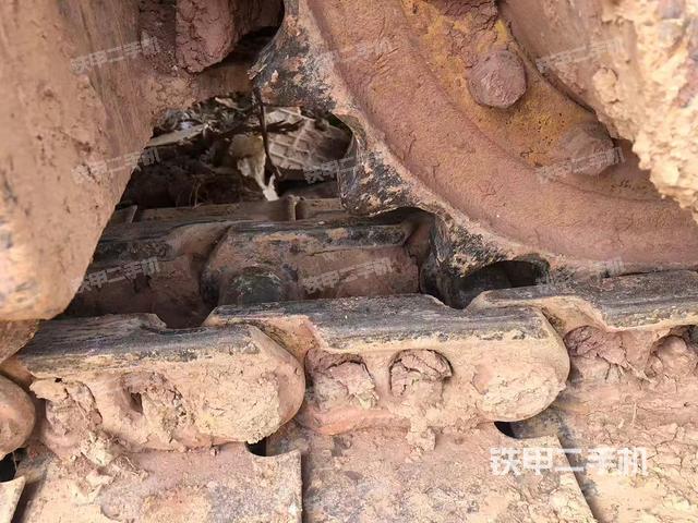 左側履帶整體?(行走機構) 左側履帶整體?(行走機構)