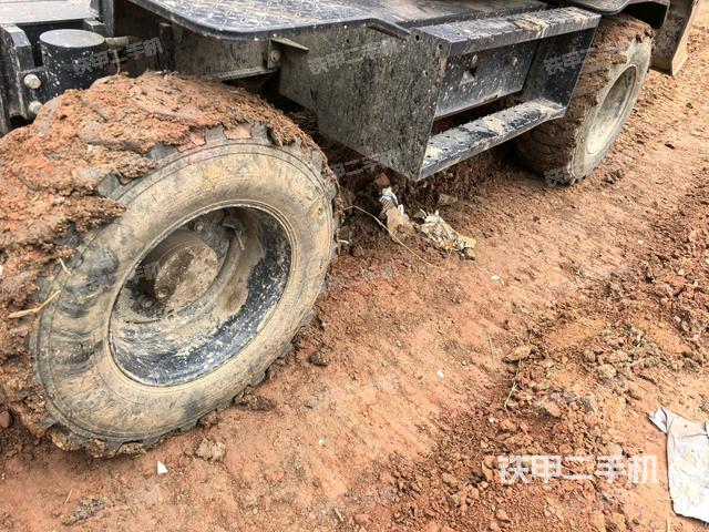 左側(cè)履帶整體?(行走機構(gòu)) 左側(cè)履帶整體?(行走機構(gòu))