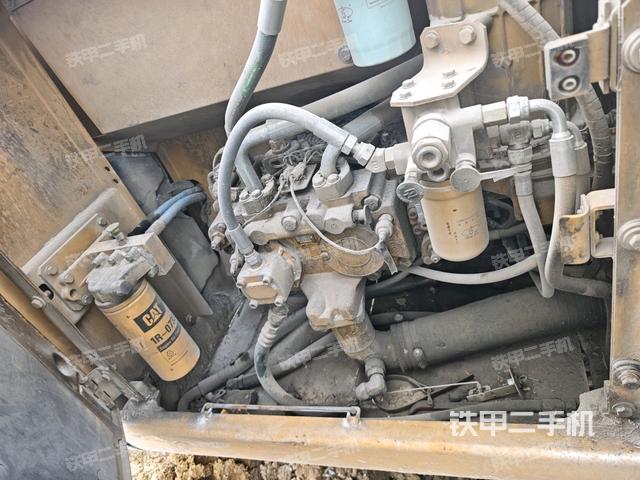 液壓泵斜45?左（大件艙室）