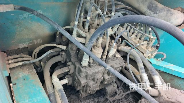 分配閥(上車(chē)部件) 分配閥(上車(chē)部件)