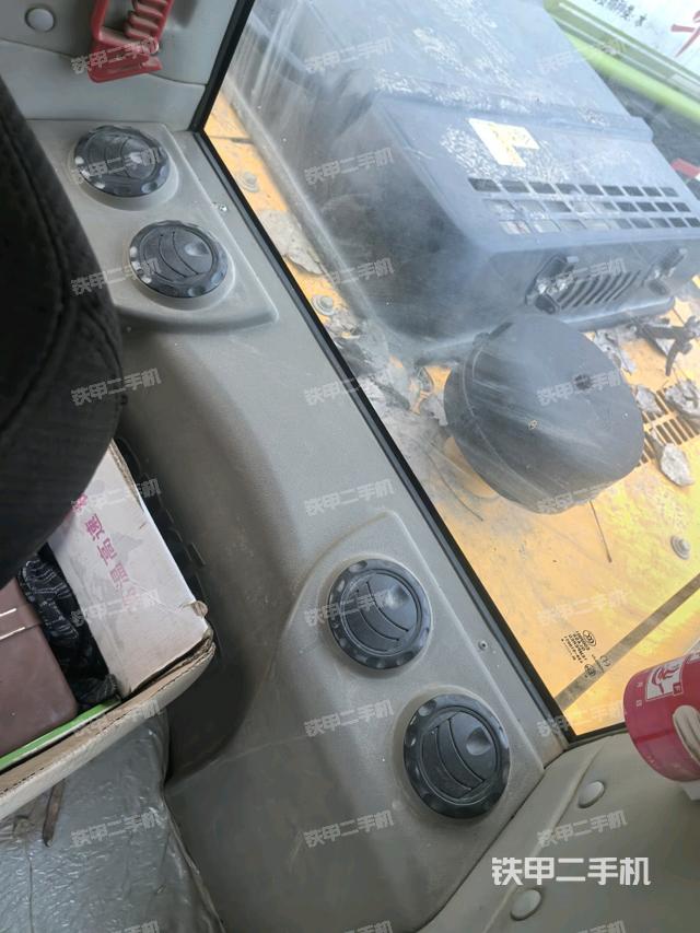 座椅后部(駕駛室部分) 座椅后部(駕駛室部分)