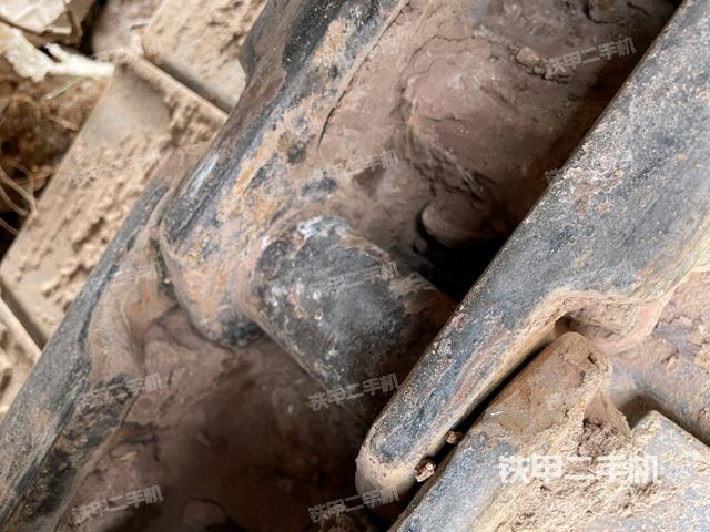 右侧行走马达盖板（行走机构）