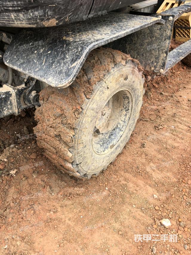 右驅(qū)動輪(行走機構(gòu)) 右驅(qū)動輪(行走機構(gòu))