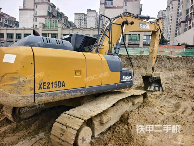 右后45(整機(jī)外觀) 右后45(整機(jī)外觀)