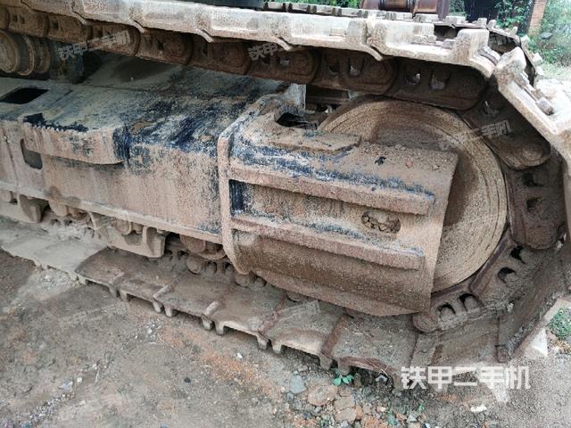 右側(cè)行走馬達(dá)蓋板(行走機(jī)構(gòu)) 右側(cè)行走馬達(dá)蓋板(行走機(jī)構(gòu))