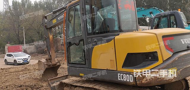 沃爾沃EC80D挖掘機