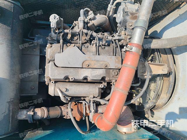 发动机整体俯视(整机外观) 发动机整体俯视(整机外观)