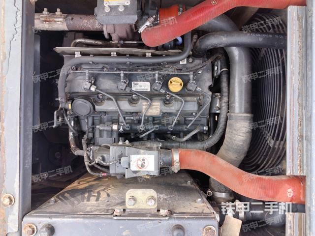 發(fā)動(dòng)機(jī)整體俯視（整機(jī)外觀）