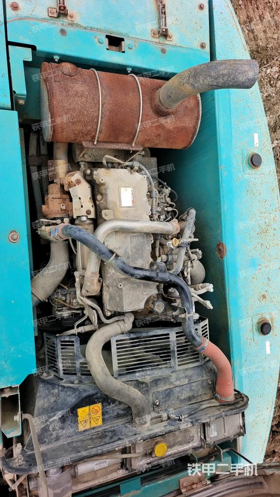 發(fā)動(dòng)機(jī)室(上車(chē)部件) 發(fā)動(dòng)機(jī)室(上車(chē)部件)